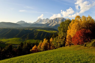 Terrasse mit Blick auf den Dachstein